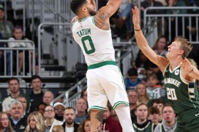 关于塔图姆迎来十二赛季高光表现，TL球迷沸腾！的信息