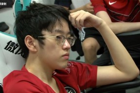 J9- scout打爆doinb 